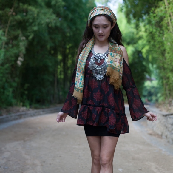 Aztec Scarf - Picture 1 of 6